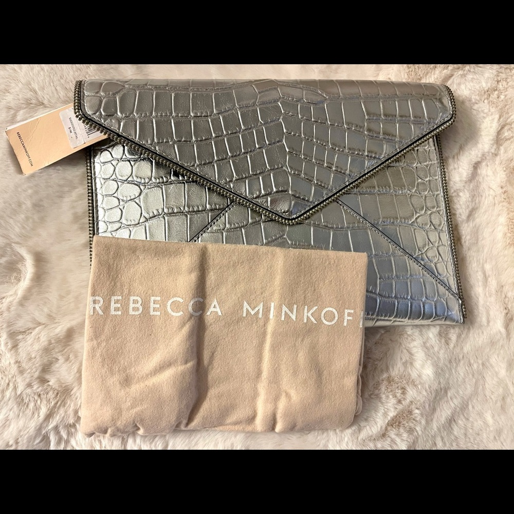 NWT Rebecca Minkoff Leo Clutch